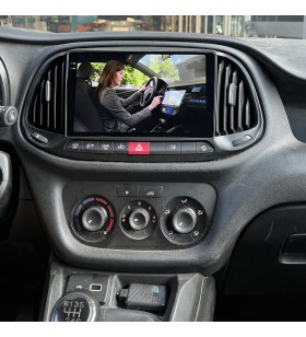 Autoradio Android Fiat Doblò 2010-2015 Apple CarPlay 10 pollici