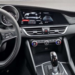 Menu veicolo su monitor Android Alfa Romeo Giulia