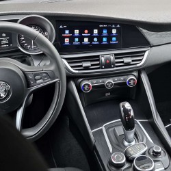 Menu applicazioni su monitor Android Alfa Romeo Giulia