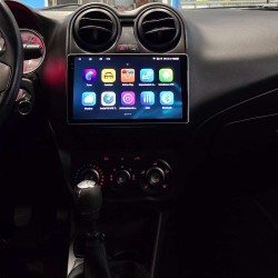 Interfaccia Android su monitor Alfa Romeo MiTo