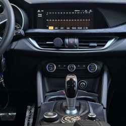Equalizzatore audio su monitor Alfa Romeo Stelvio