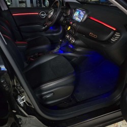 Ambient Light multicolore Fiat 500X – abitacolo anteriore rosso e blu