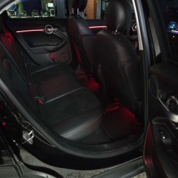 Ambient Light multicolore Fiat 500X – illuminazione posteriore rossa